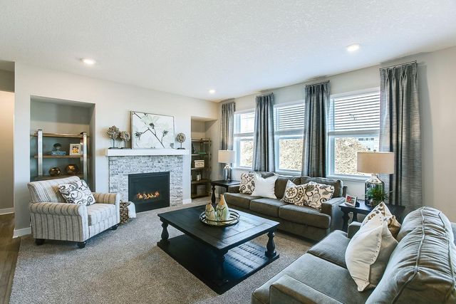 3744 Brookside Drive, Chaska, MN 55318