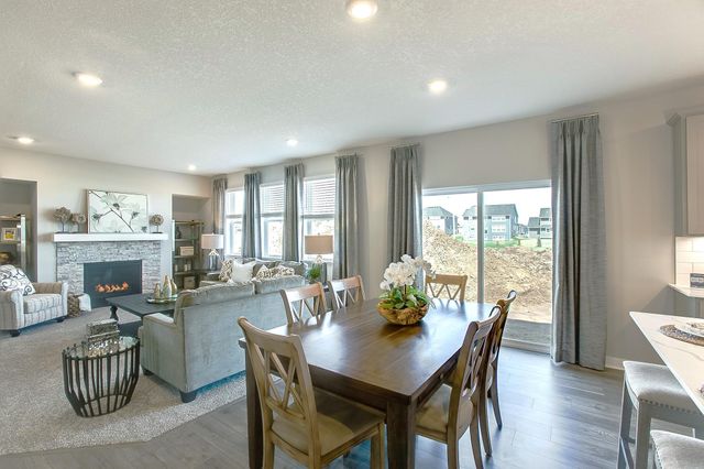 3744 Brookside Drive, Chaska, MN 55318