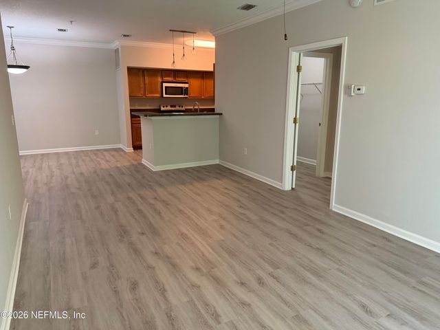 8235 LOBSTER BAY Court 206, Jacksonville, FL 32256