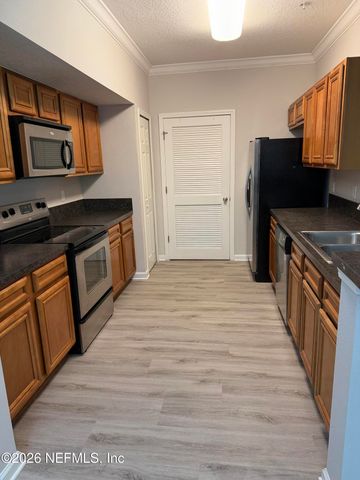 8235 LOBSTER BAY Court 206, Jacksonville, FL 32256