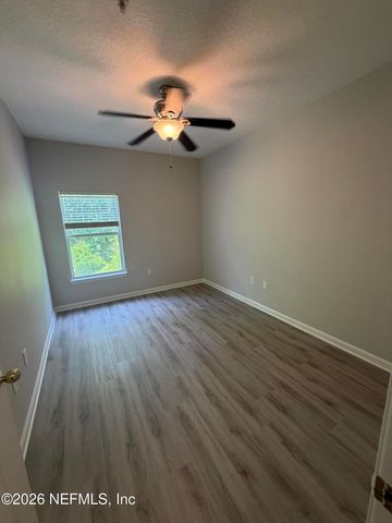 8235 LOBSTER BAY Court 206, Jacksonville, FL 32256