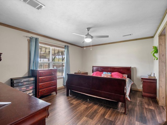 1976 County Road 5017, Cleveland, TX 77327