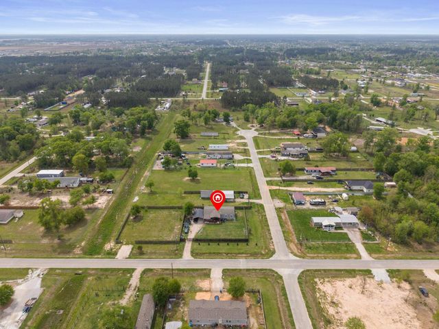 1976 County Road 5017, Cleveland, TX 77327