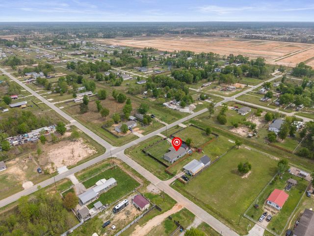 1976 County Road 5017, Cleveland, TX 77327