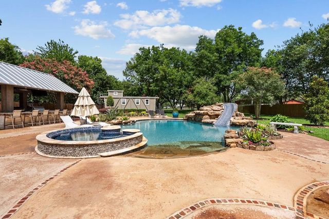 2713 Luella Avenue, Deer Park, TX 77536