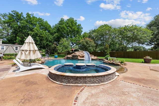 2713 Luella Avenue, Deer Park, TX 77536