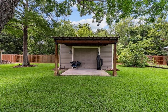 2713 Luella Avenue, Deer Park, TX 77536