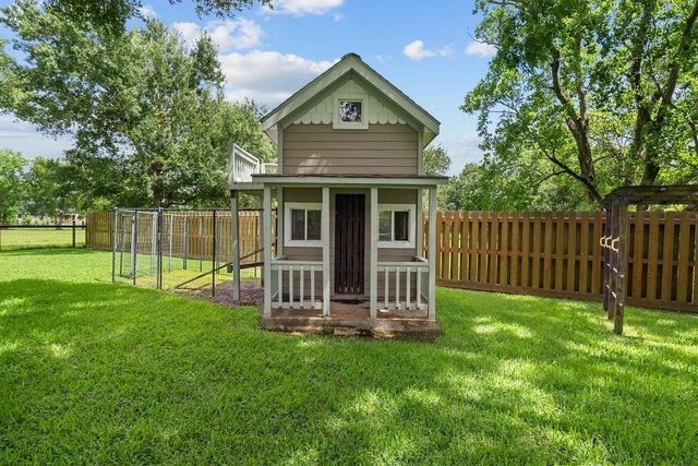 2713 Luella Avenue, Deer Park, TX 77536