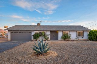 10966 Neola Road, Apple Valley, CA 92308