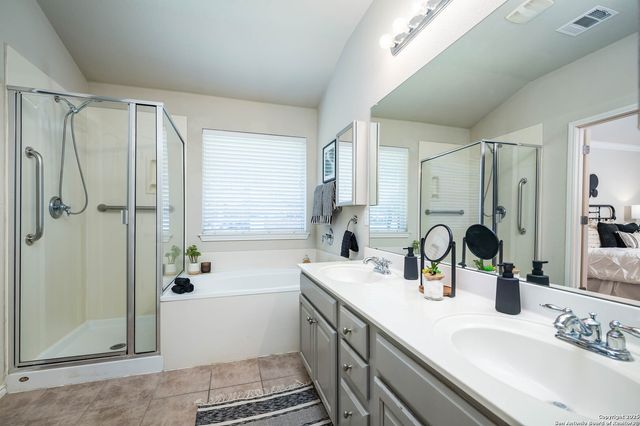 3706 Cotoneaster, San Antonio, TX 78261