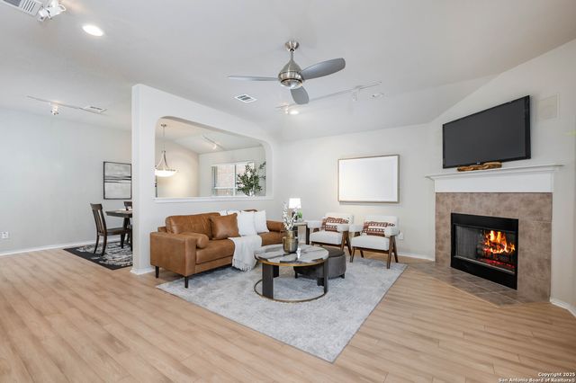 3706 Cotoneaster, San Antonio, TX 78261
