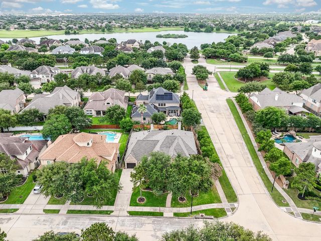 27427 Guthrie Ridge Lane, Katy, TX 77494