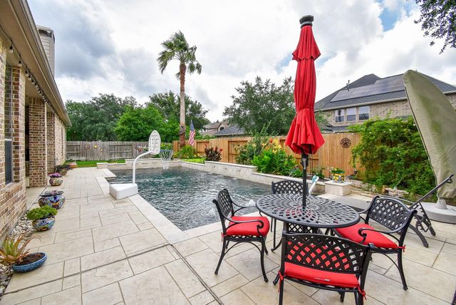 27427 Guthrie Ridge Lane, Katy, TX 77494