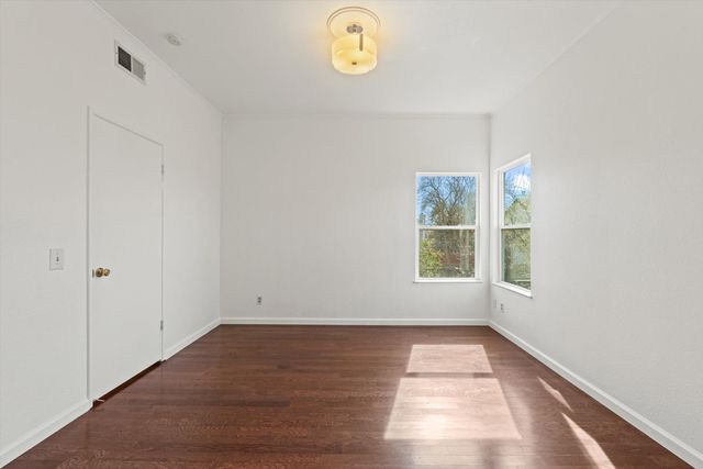 8625 Valley Rim Way, Antelope, CA 95843