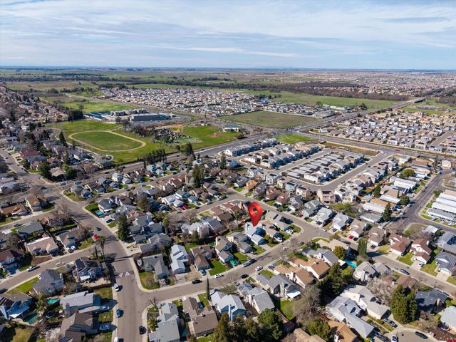 8625 Valley Rim Way, Antelope, CA 95843