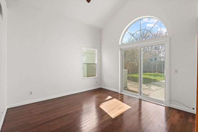 8625 Valley Rim Way, Antelope, CA 95843