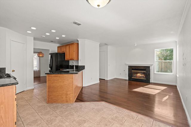 8625 Valley Rim Way, Antelope, CA 95843