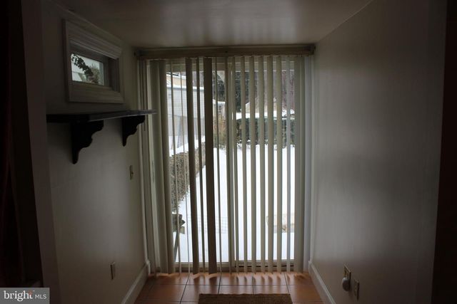 145 E MARKET ST, Marietta, PA 17547