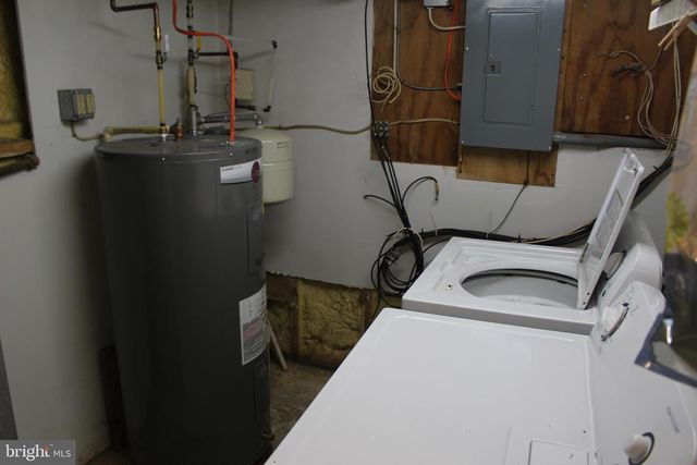 145 E MARKET ST, Marietta, PA 17547