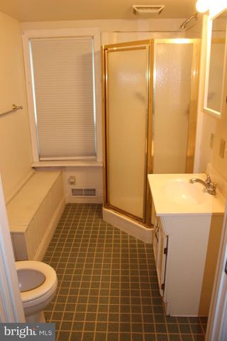 145 E MARKET ST, Marietta, PA 17547