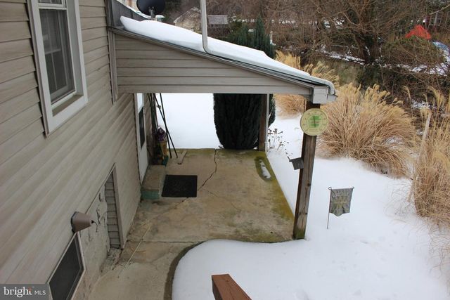 145 E MARKET ST, Marietta, PA 17547