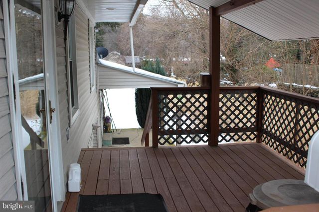 145 E MARKET ST, Marietta, PA 17547