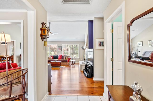 10 Moultrie Court, Beaufort, SC 29907