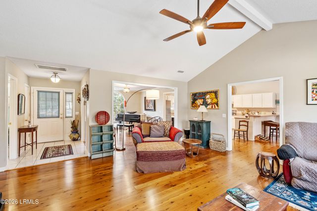 10 Moultrie Court, Beaufort, SC 29907