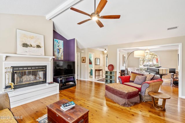 10 Moultrie Court, Beaufort, SC 29907