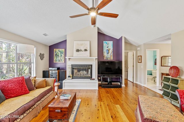 10 Moultrie Court, Beaufort, SC 29907