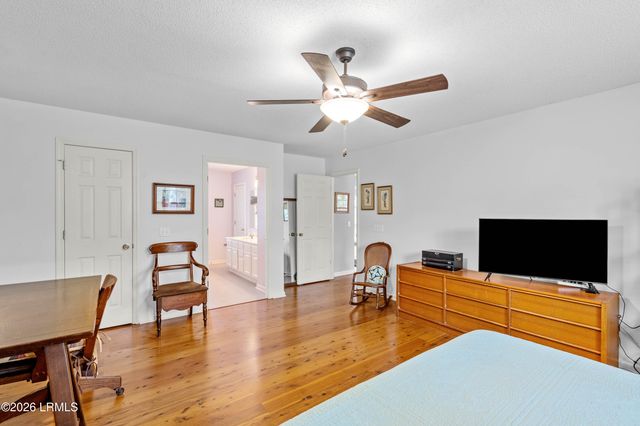 10 Moultrie Court, Beaufort, SC 29907