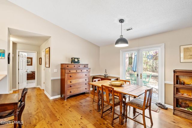 10 Moultrie Court, Beaufort, SC 29907