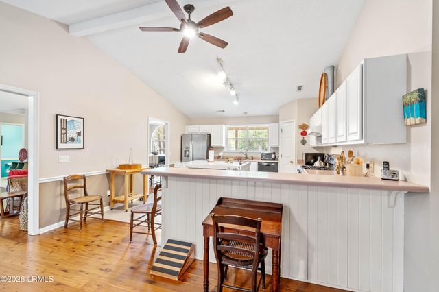 10 Moultrie Court, Beaufort, SC 29907