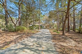 10 Moultrie Court, Beaufort, SC 29907