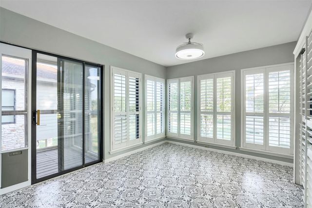 208 Crescent BLF, Lakeway, TX 78734