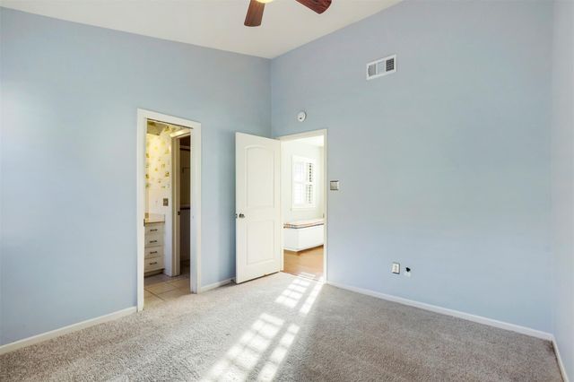 208 Crescent BLF, Lakeway, TX 78734