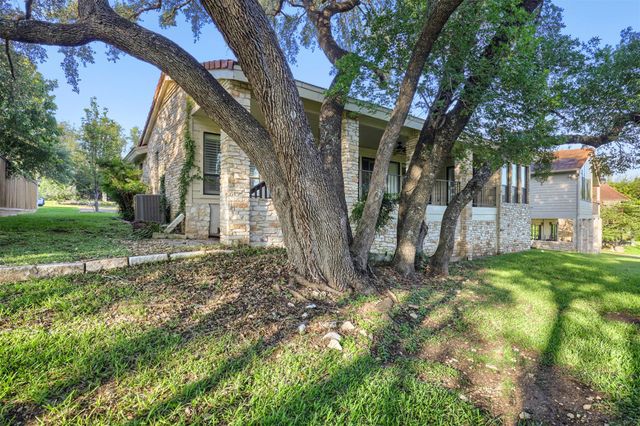 208 Crescent BLF, Lakeway, TX 78734