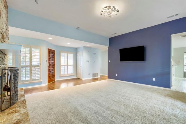 208 Crescent BLF, Lakeway, TX 78734
