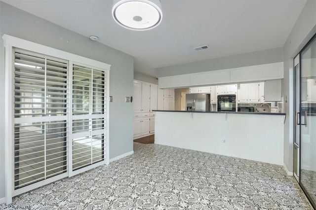 208 Crescent BLF, Lakeway, TX 78734