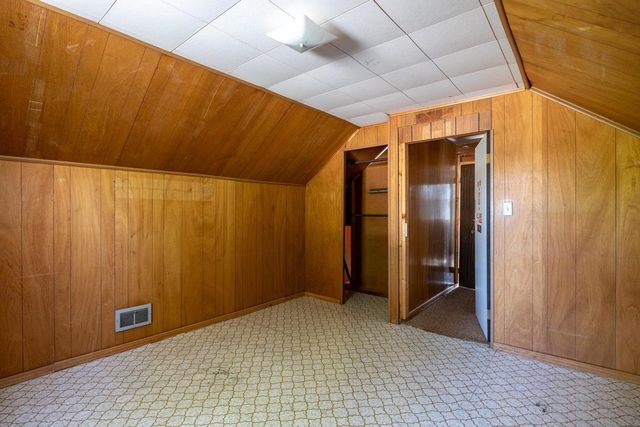 445 GLENVIEW AVENUE, Combined Locks, WI 54113