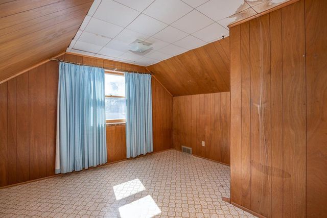 445 GLENVIEW AVENUE, Combined Locks, WI 54113