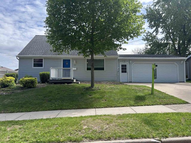445 GLENVIEW AVENUE, Combined Locks, WI 54113