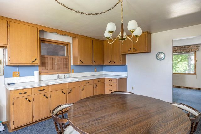 445 GLENVIEW AVENUE, Combined Locks, WI 54113