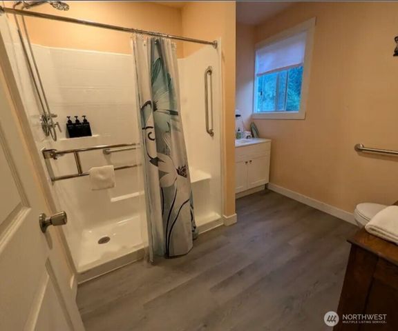 9291 W Belfair Valley Road, Bremerton, WA 98312