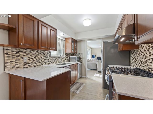 1400 Ne 172ND Ave, Portland, OR 97230