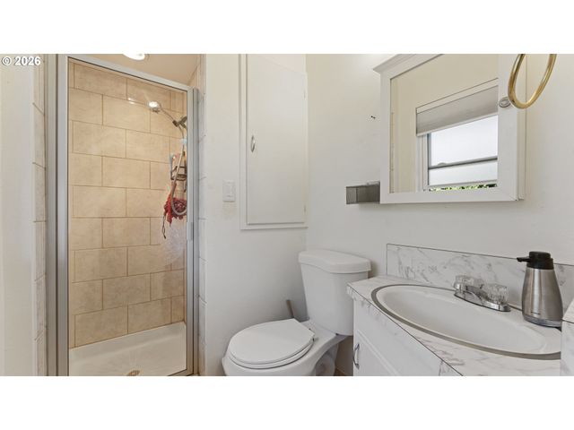 1400 Ne 172ND Ave, Portland, OR 97230