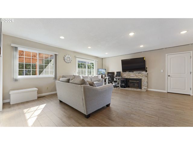 1400 Ne 172ND Ave, Portland, OR 97230