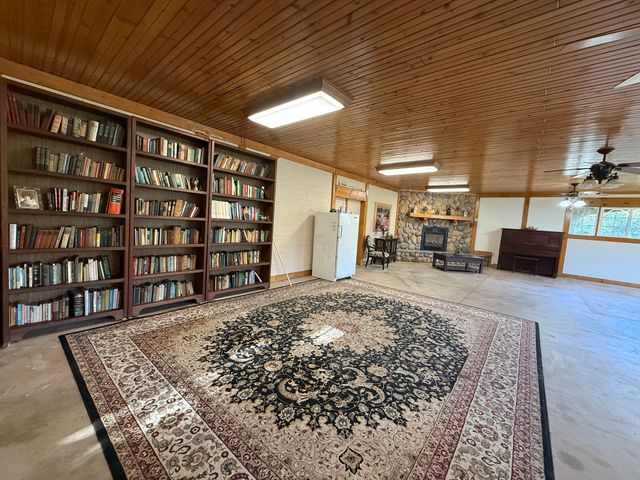 42751 N Fork Drive, Three Rivers, CA 93271