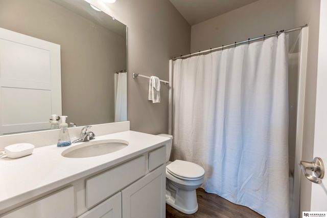 21116 Monroe Street, Elkhorn, NE 68022