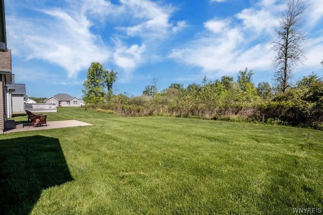 85 Cottagewood Lane, Grand Island, NY 14072